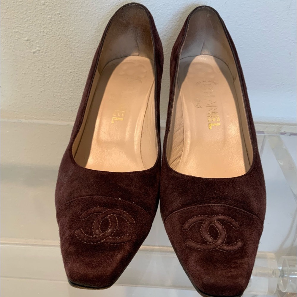 CHANEL loafers with 2” heel